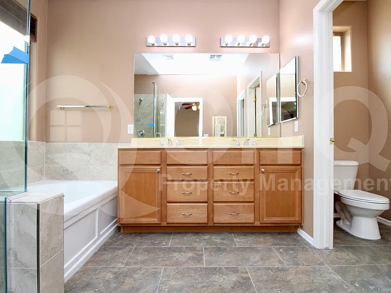 1199 E Browning Pl — Photo 20