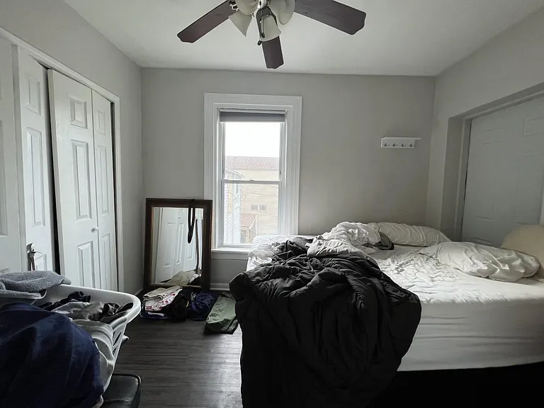 1925 N Albany Ave #3R — Photo 8