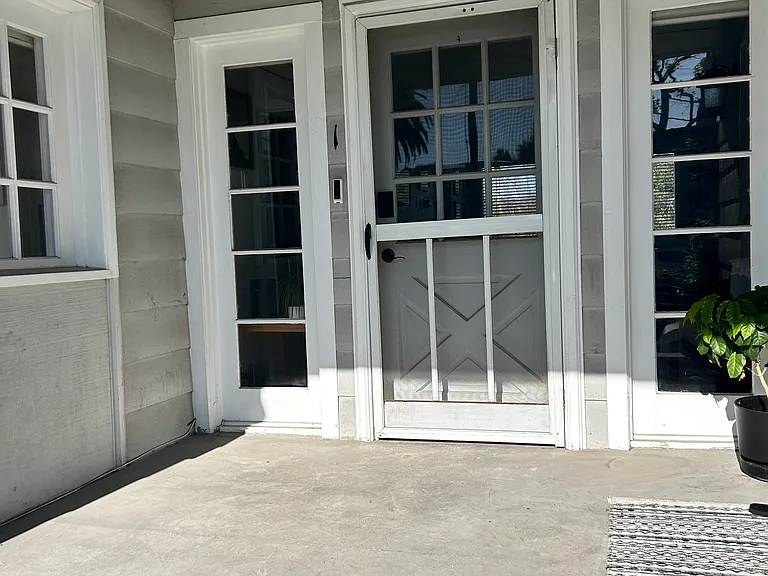 124 W Pedregosa St — Photo 11