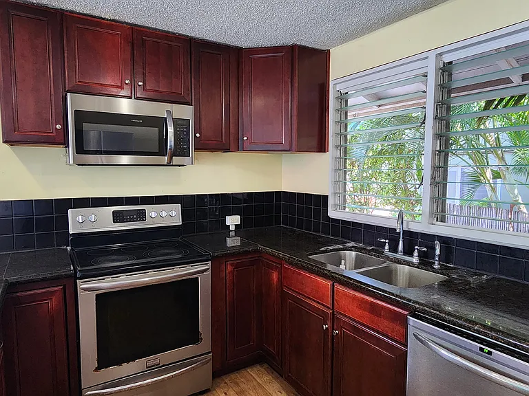 91-693 Pohakupuna Rd #C — Photo 3