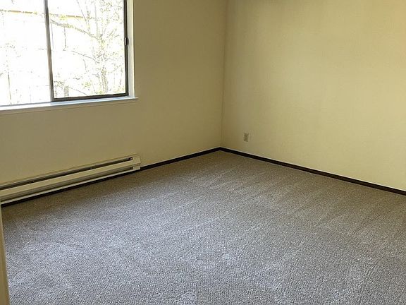 5th image of 314 Willow Ave #5