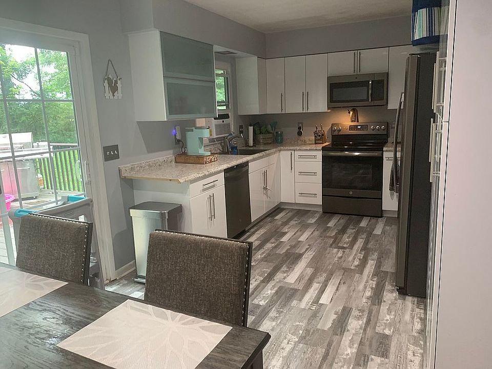 Newly remodeled kitchen! 