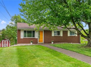 207 Norman Dr, Coraopolis, PA 15108