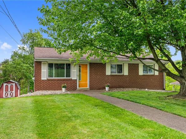 207 Norman Dr, Coraopolis, PA 15108