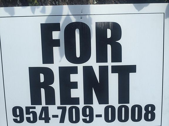 5th image of 16851 NE 3rd Ave