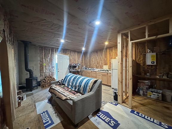 4th image of 1442 Overlook Trl