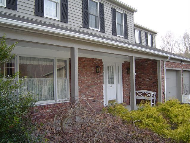 Front Porch Colonial