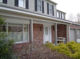 9 Pleasant Rdg, Putnam Valley, NY 10579