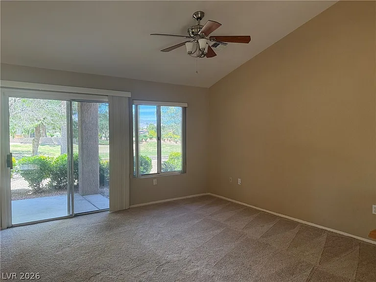 2425 Showcase Dr — Photo 18