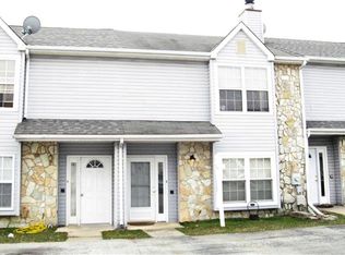 5 Revere Pl, Newark, DE 19702