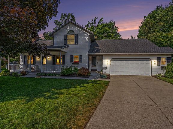 2nd image of 13813 Fox Trail Dr