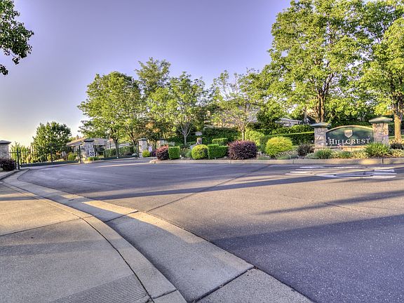 2nd image of 5125 Wedgewood Way