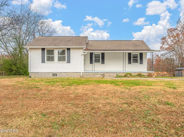 2950 Craigs Chapel Rd, Greenback, TN 37742