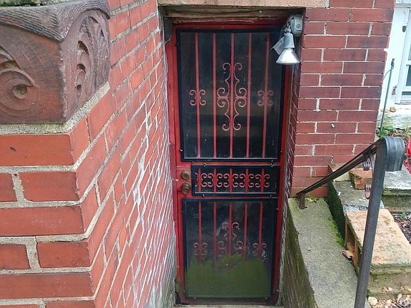 2nd image of 1254 Columbia Rd NW