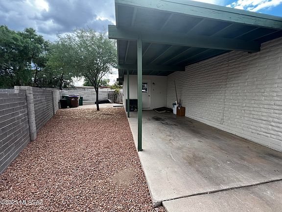 2nd image of 1216 W Calle De Cobre