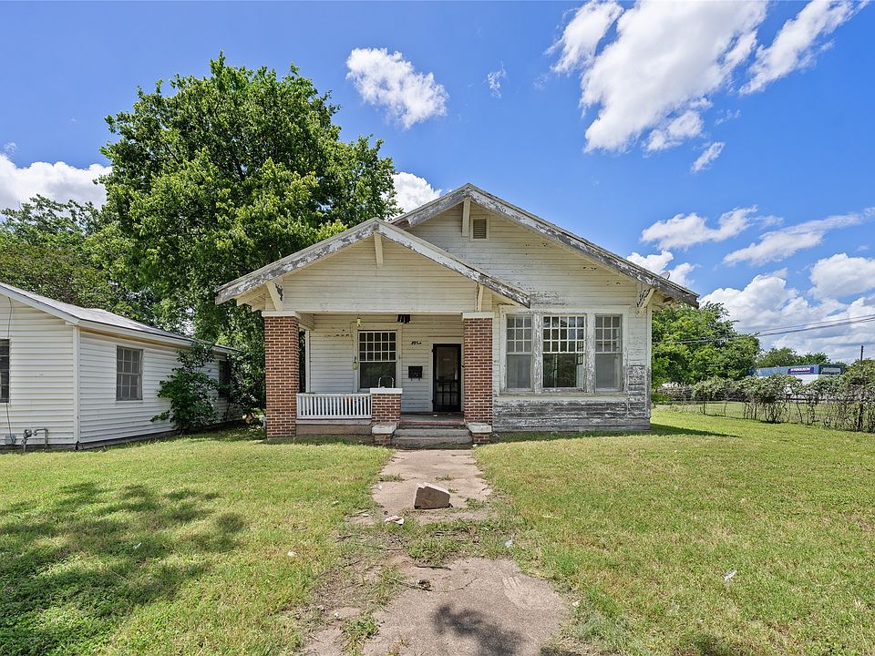 1st image of 2217 Ross Ave