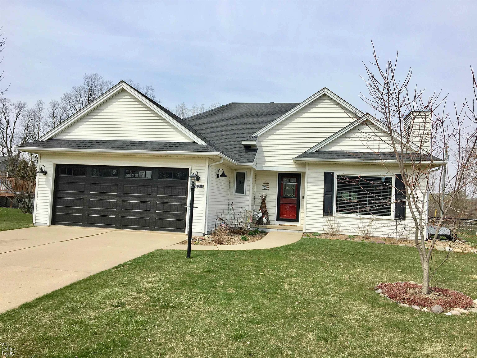 7871 Allison Dr photo 1