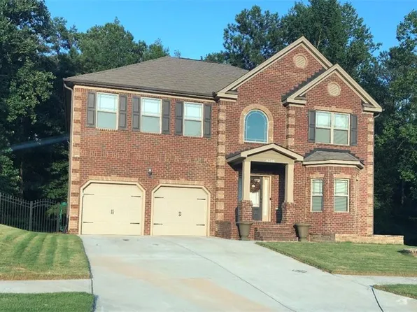 4206 W Flat Rock Dr, Lithonia, GA 30038