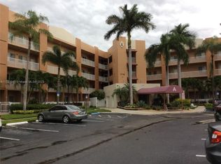 7715 Yardley Dr APT 401, Tamarac, FL 33321