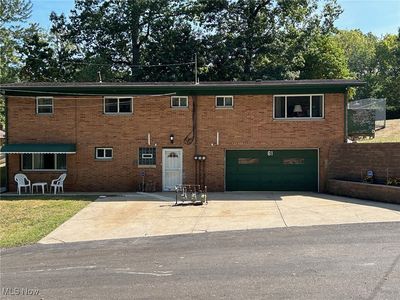 61 Leicester Dr, Akron, OH, 44319
