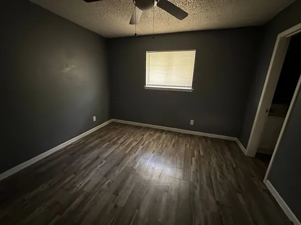1302 Harris Apartments