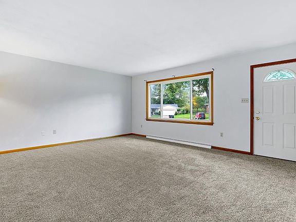 4th image of 5410 Bruce Ave