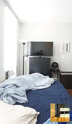 Rented by Lofts and Flats LLC | media 25