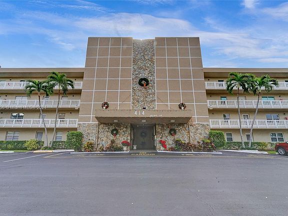 4th image of 414 SE 10th St APT 105