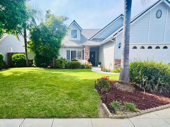 2559 E Fallbrook Ave, Fresno, CA 93720