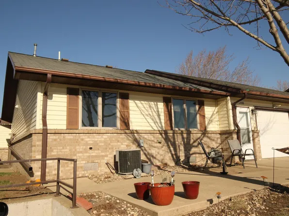 1908 23rd St #17, Spirit Lake, IA 51360