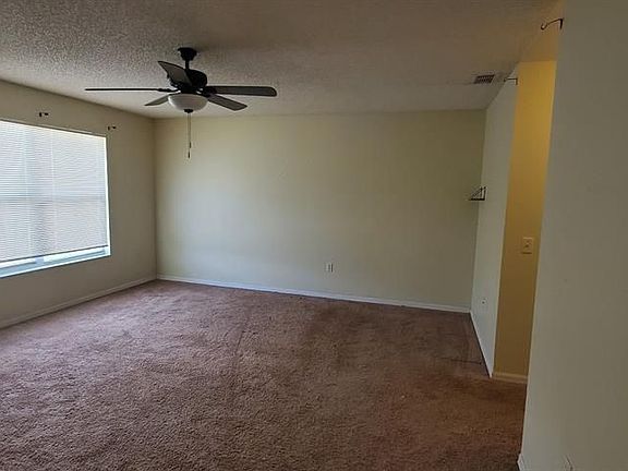 5th image of 548 Kilimanjaro Dr
