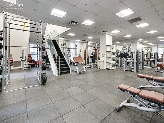 Rented by Sotheby's International Realty | media 22