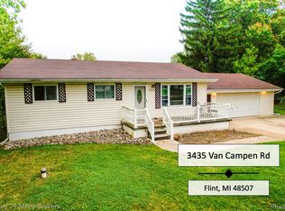3435 Van Campen Rd, Flint, MI 48507