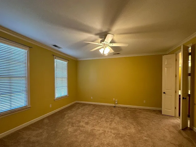10135 Ridgewood Oak Dr — Photo 19