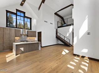 46 Beach Club Dr #905, Stateline, NV