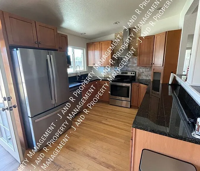 9628 Helio Dr — Photo 3