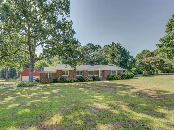 131 Nelson St, Newborn, GA 30056