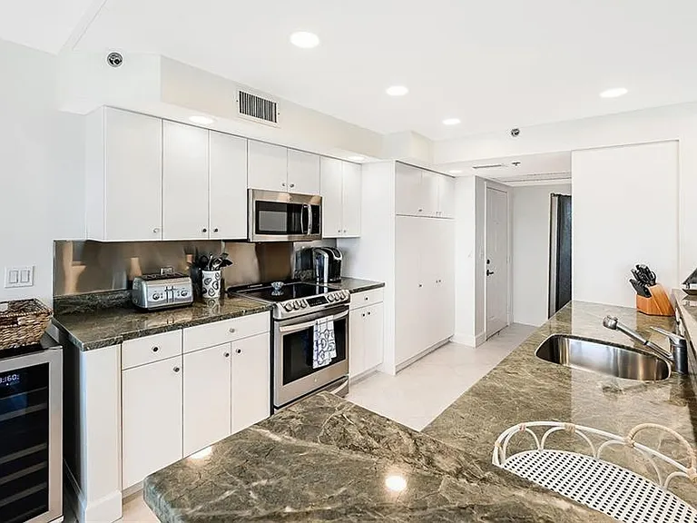 5550 Heron Point Dr #1702 — Photo 8