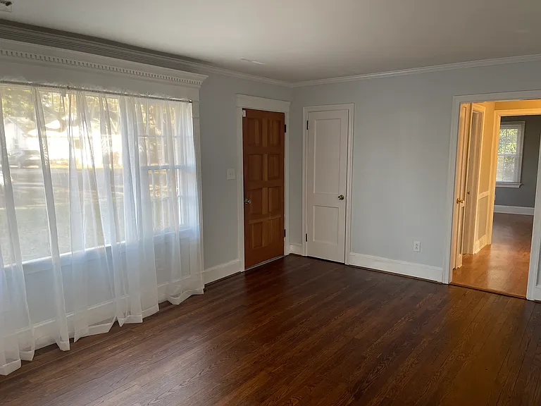 315 Cassina Rd — Photo 11