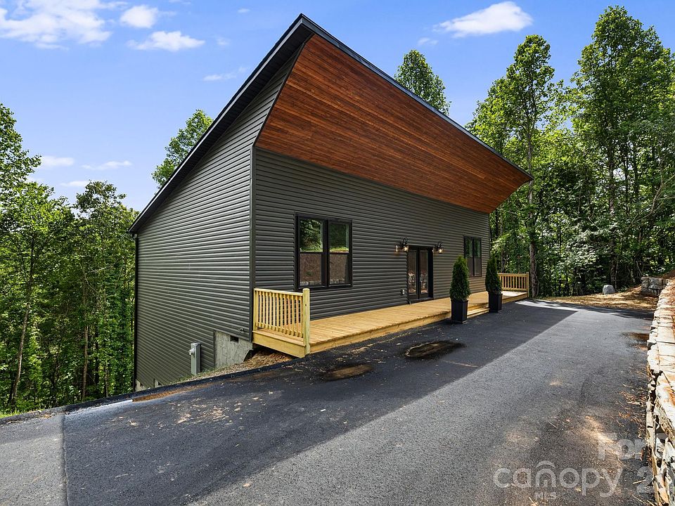 1st image of 69 Quiet Woods Dr