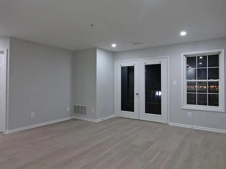 520 N Piedmont St #201 — Photo 4