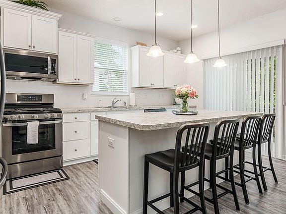 2nd image of 265 Lanthorn Pond Dr