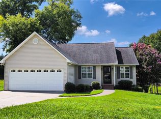 153 Cloister Dr, Mocksville, NC 27028