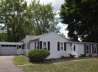 5121 North Rd, Canandaigua, NY 14424