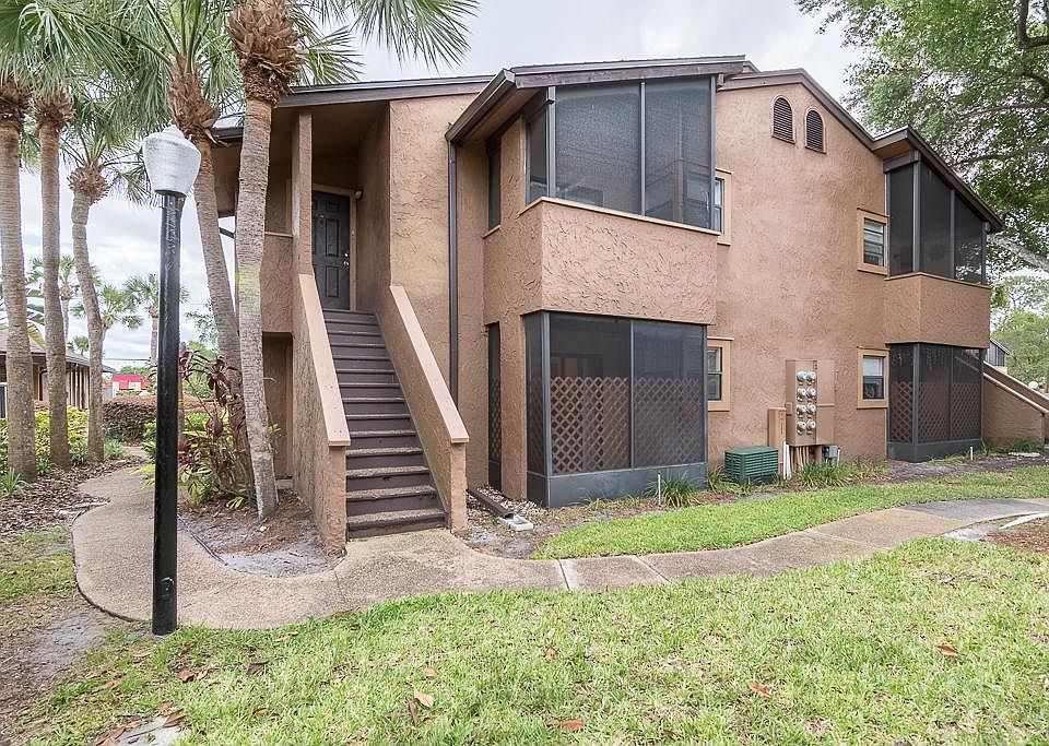 1st image of 171-3043 Antique Oaks Cir #171