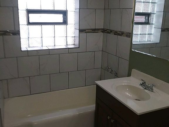 3rd image of 6823 S Chappel Ave #1