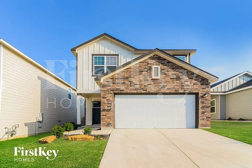 4 bed, 3.0 bath, 2258 sqft, $1,840 — Photo 1
