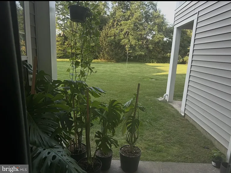 909 Eagles Chase Dr — Photo 17