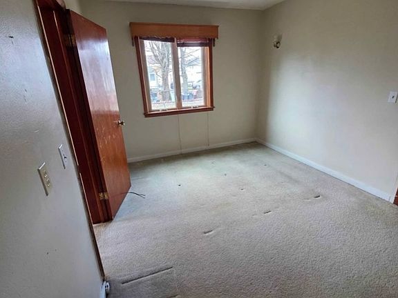 5th image of 925 Pennsylvania Ave #1