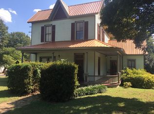 628 E Pine St, Lincolnton, NC 28092